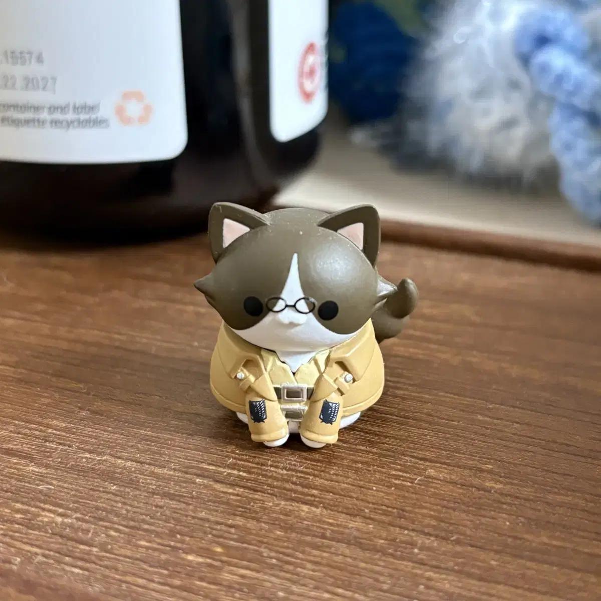 Атака Титанов Атака Титанов Ханджи Зоэ Мегакот